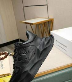 Picture of Louis Vuitton Shoes _SKULVsz38-46mnf105117315